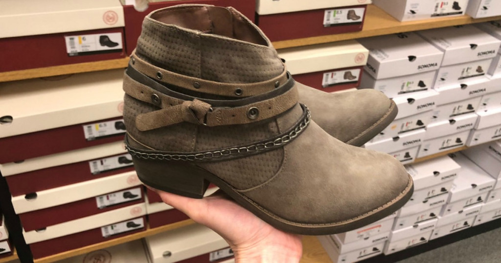 SO Fashion Boots - $16.99