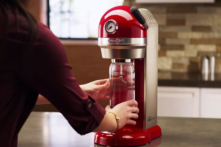 KitchenAid:SodaStream Sparkling Beverage Maker