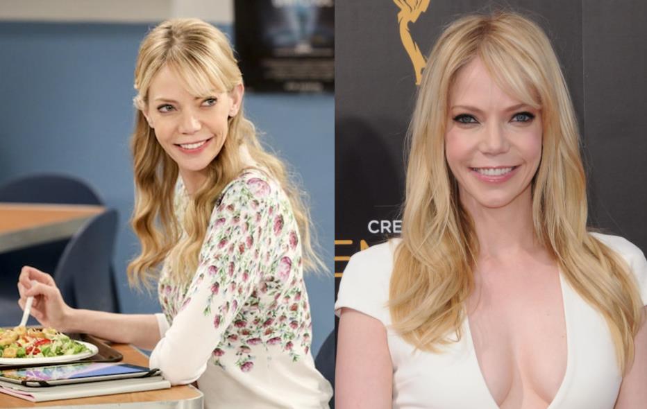 Riki Lindhome Como Ramona Nowitzki