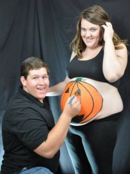 Embarazada En Halloween