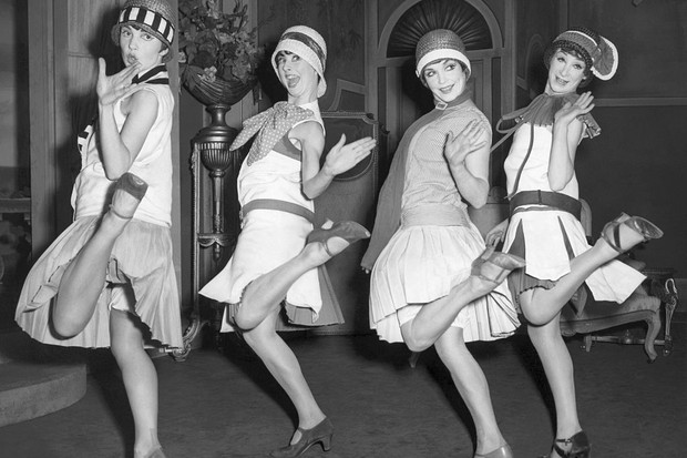 Flappers (Roaring '20s)